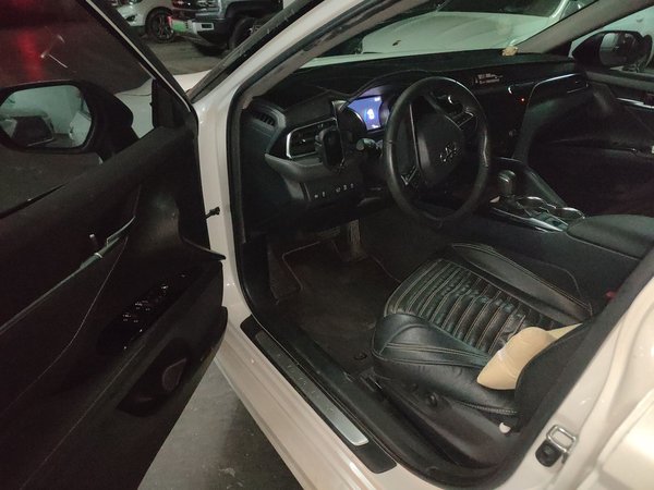 Toyota Camry 2019, 48100 км, за 18423 USD - фото 19