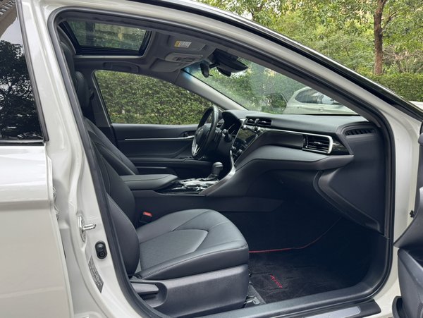 Toyota Camry 2019, 48400 км, за 18475 USD - фото 20