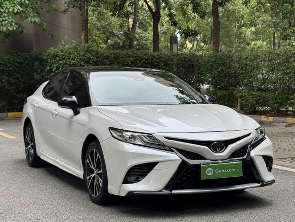 Toyota Camry 2019, 48400 км, за 18475 USD - фото 8