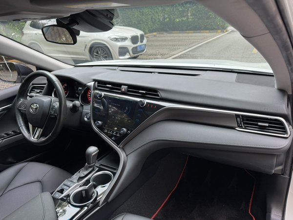 Toyota Camry 2019, 48400 км, за 18475 USD - фото 18