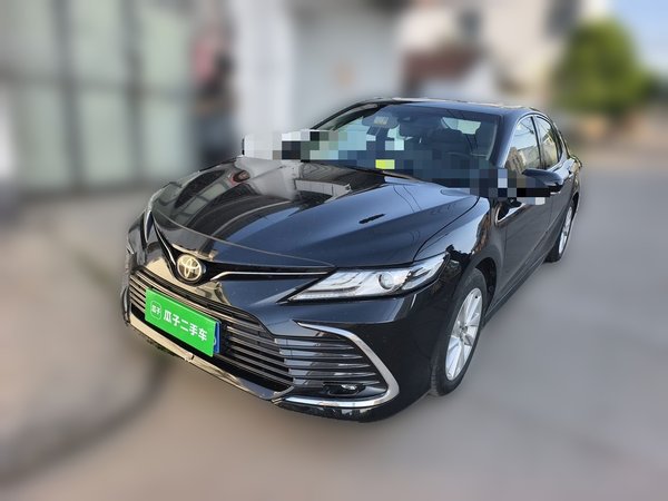 Toyota Camry · 2021 год