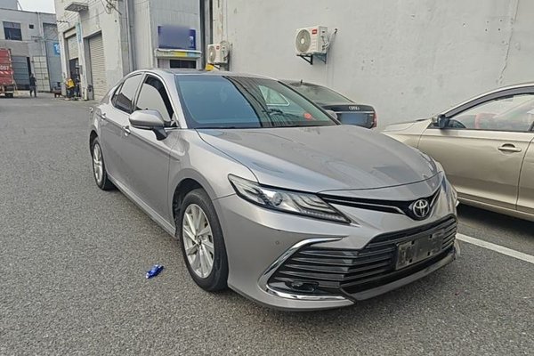 Toyota Camry 2021, 46300 км, за 17624 USD