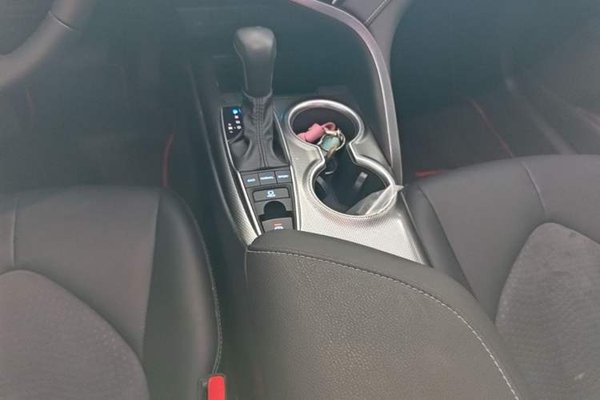 Toyota Camry 2021, 36300 км, за 18303 USD - фото 17