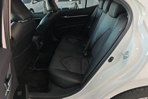 Toyota Camry 2021, 36300 км, за 18303 USD - фото 20