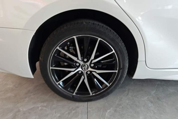 Toyota Camry 2021, 36300 км, за 18303 USD - фото 10