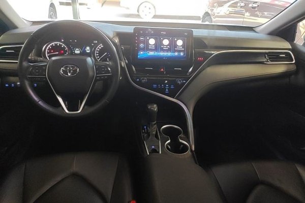 Toyota Camry 2021, 46000 км, за 18030 USD