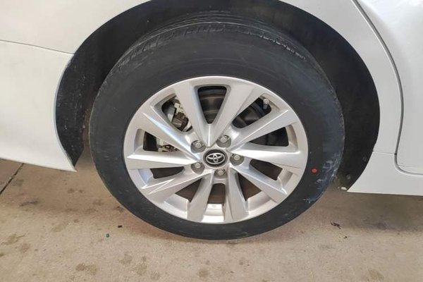 Toyota Camry 2021, 46000 км, за 18030 USD