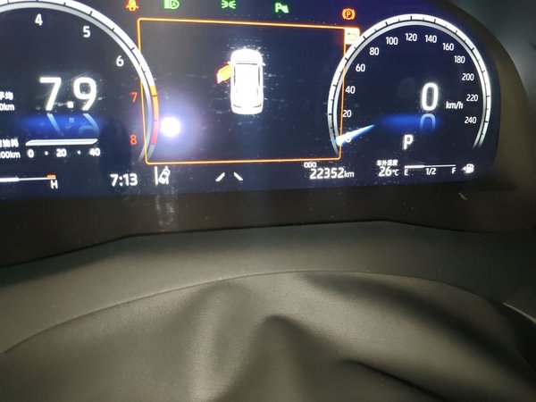 Toyota Camry 2021, 22300 км, за 21729 USD - фото 13