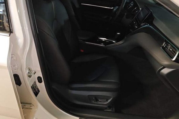 Toyota Camry 2021, 29100 км, за 17696 USD - фото 28