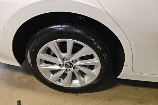 Toyota Camry 2021, 29100 км, за 17696 USD - фото 10