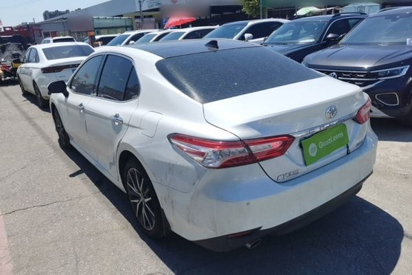 Toyota Camry 2021, 48200 км, за 19087 USD