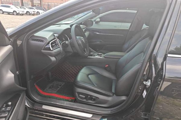 Toyota Camry 2023, за 18029 USD - фото 18