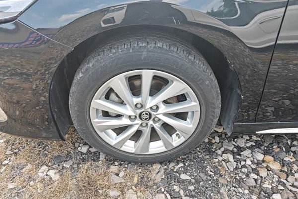 Toyota Camry 2023, за 18029 USD - фото 8