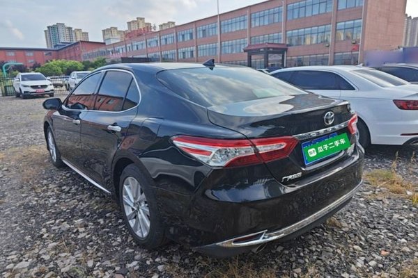 Toyota Camry 2023, за 18029 USD