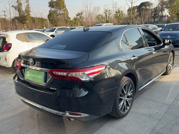 Toyota Camry 2023, 40400 км, за 21887 USD