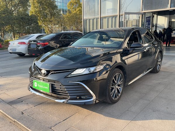 Toyota Camry 2023 2.5G Luxury Edition