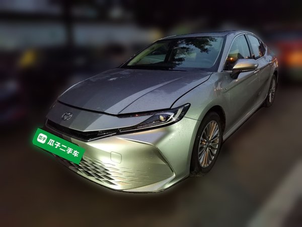 Toyota Camry · 2024 год
