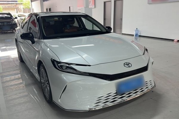 Toyota Camry 2024, 41500 км, за 20583 USD