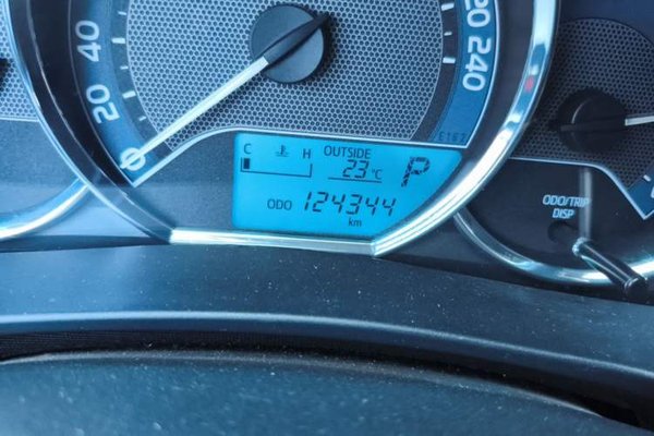 Toyota Corolla 2014, 124300 км, за 7281 USD - фото 9