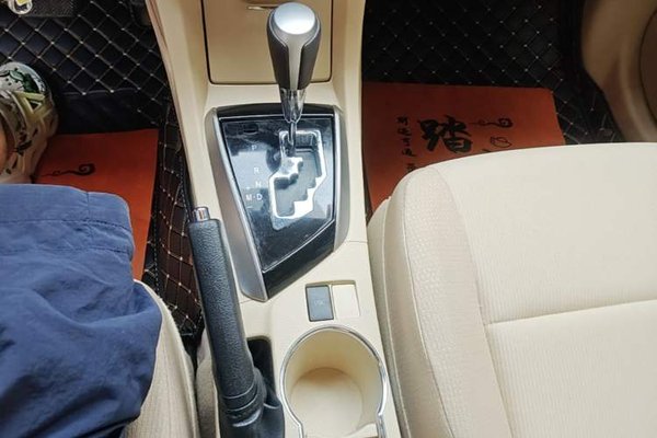 Toyota Corolla 2014, 100900 км, за 6748 USD - фото 16