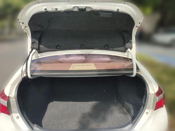 Toyota Corolla 2014, 134800 км, за 7818 USD - фото 16