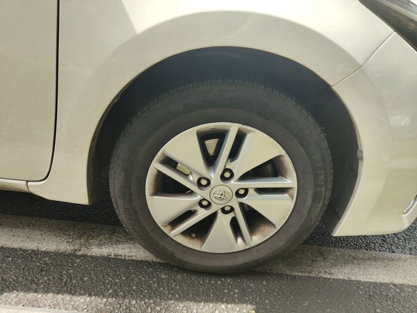 Toyota Corolla 2014, 134800 км, за 7818 USD - фото 8