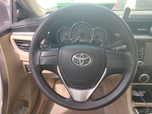 Toyota Corolla 2014, 134800 км, за 7818 USD - фото 9