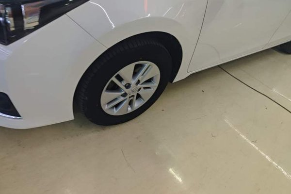 Toyota Corolla 2014, 57500 км, за 8030 USD - фото 8