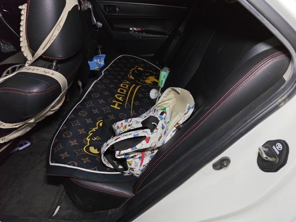 Toyota Corolla 2014, 66200 км, за 5397 USD - фото 18