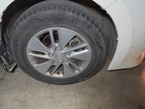 Toyota Corolla 2014, 66200 км, за 5397 USD - фото 8