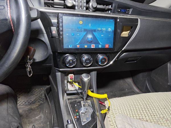 Toyota Corolla 2014, 66200 км, за 5397 USD - фото 14