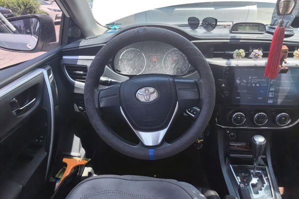 Toyota Corolla 2014, 79600 км, за 5552 USD - фото 10