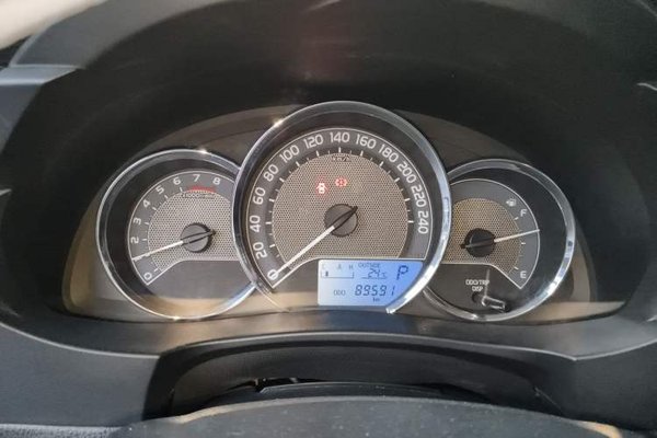 Toyota Corolla 2014, 89500 км, за 6307 USD - фото 12