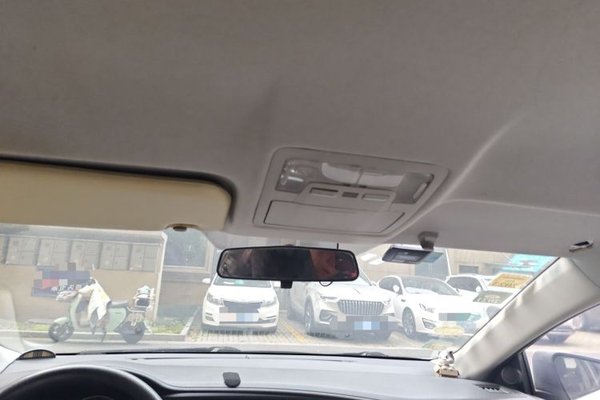 Toyota Corolla 2014, 90600 км, за 6020 USD - фото 19