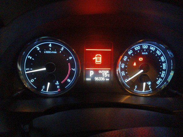 Toyota Corolla 2014, 94300 км, за 5838 USD - фото 12