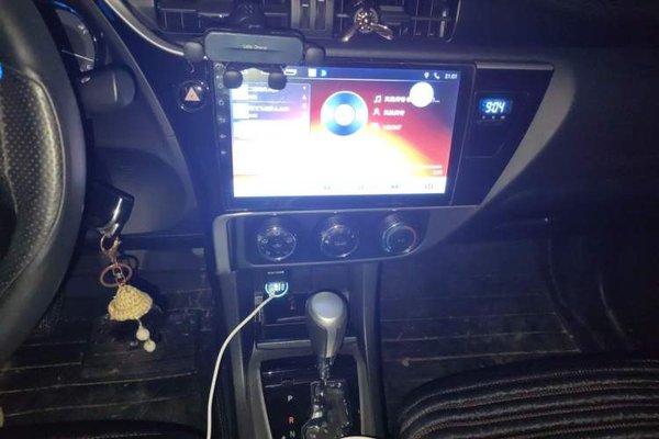 Toyota Corolla 2017, 95800 км, за 5860 USD - фото 13