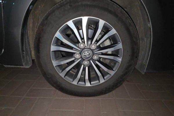 Toyota Corolla 2017, 95800 км, за 5860 USD - фото 8