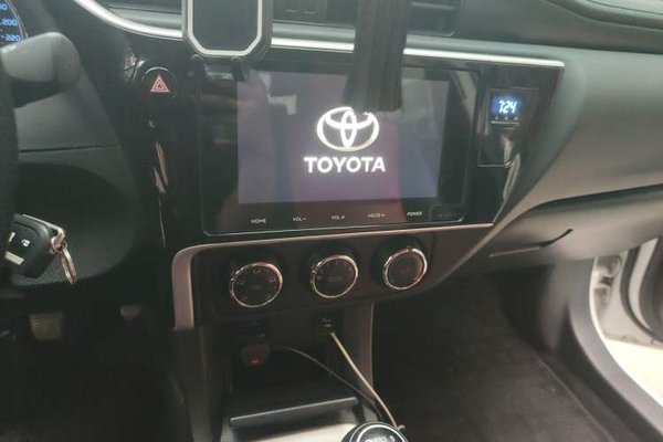 Toyota Corolla 2017, 42300 км, за 6178 USD - фото 13