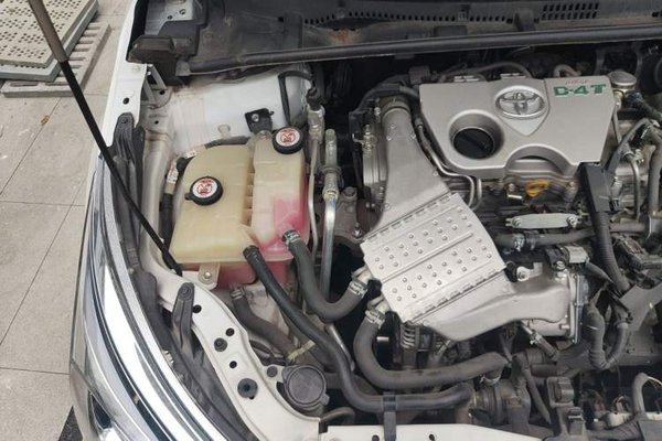Toyota Corolla 2017, 42300 км, за 6178 USD - фото 23