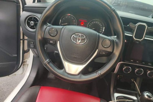 Toyota Corolla 2017, 42300 км, за 6178 USD - фото 10