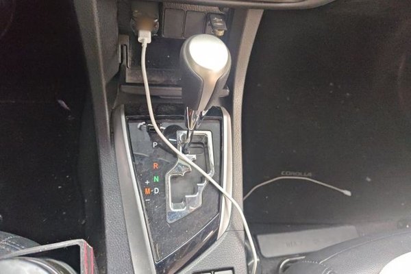 Toyota Corolla 2017, 89200 км, за 8778 USD - фото 13