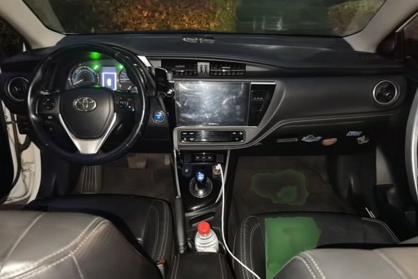 Toyota Corolla 2017, 145300 км, за 9492 USD - фото 18