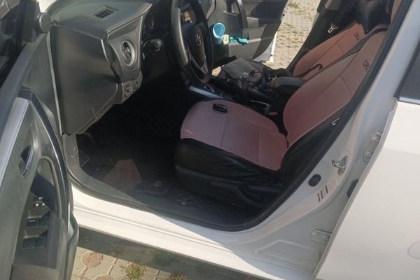 Toyota Corolla 2018, 71400 км, за 7443 USD - фото 17