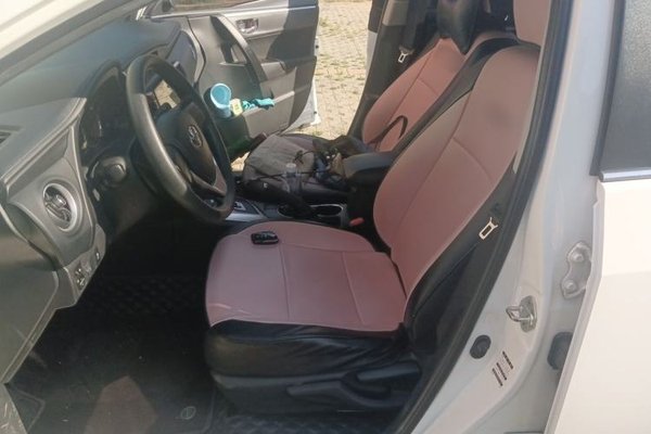 Toyota Corolla 2018, 71400 км, за 7443 USD - фото 16