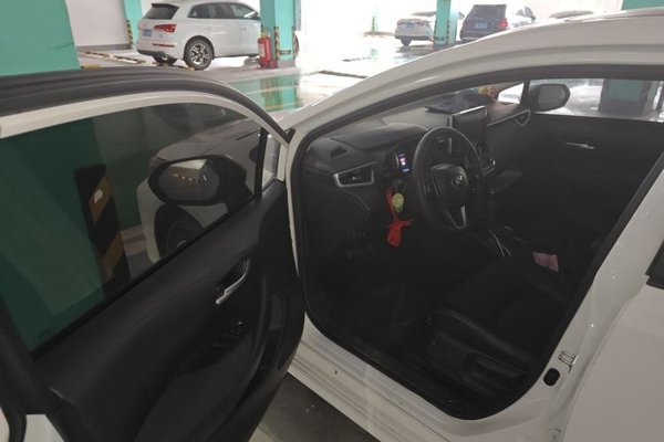 Toyota Corolla 2019, 27200 км, за 9886 USD - фото 19