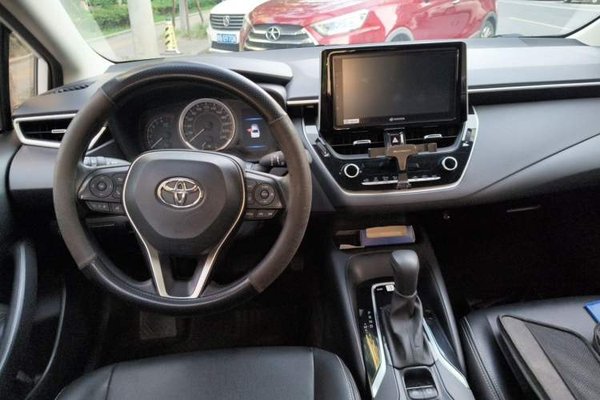 Toyota Corolla 2019, 59900 км, за 8352 USD - фото 10