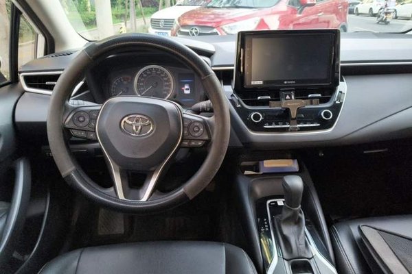 Toyota Corolla 2019, 59900 км, за 8352 USD - фото 11