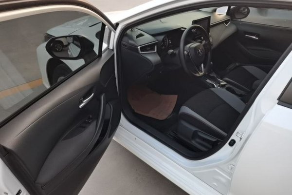 Toyota Corolla 2021, 16200 км, за 10730 USD - фото 24