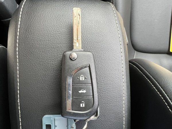 Toyota Corolla 2021, 28800 км, за 9660 USD - фото 23