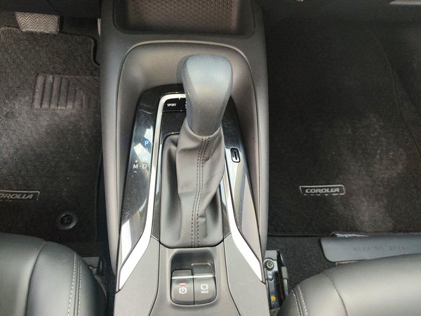 Toyota Corolla 2021, 37800 км, за 12050 USD - фото 15